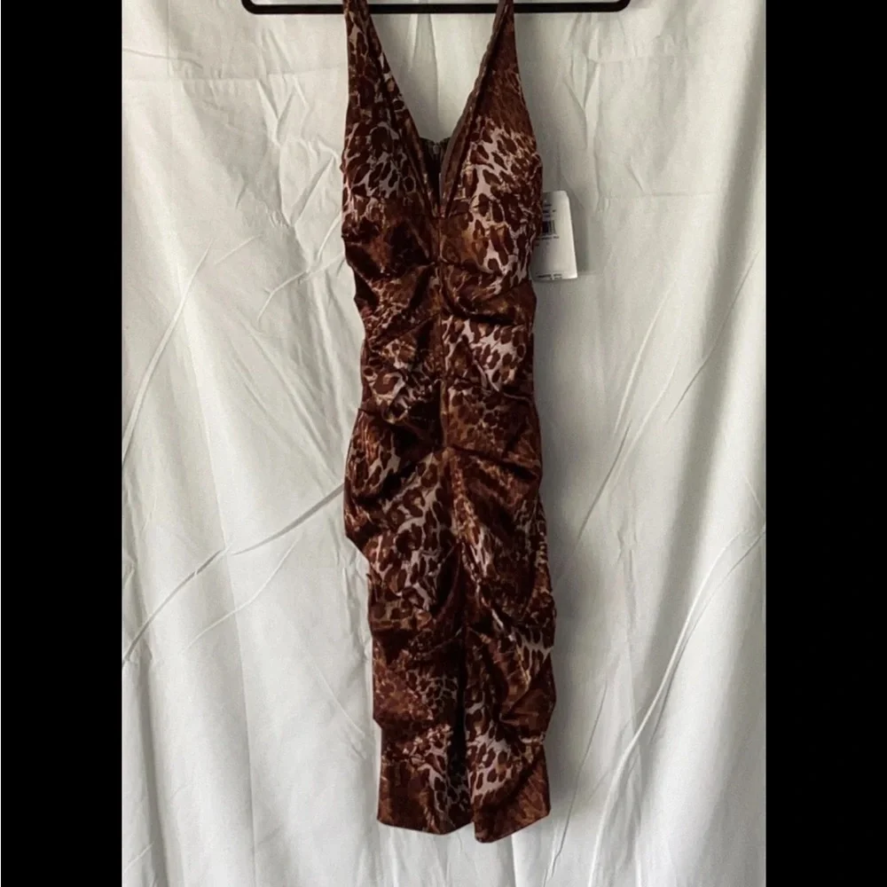 Dress - Picture 2 of 3